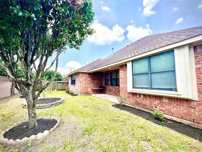 Building Photo - 6718 Glenkirk Pl