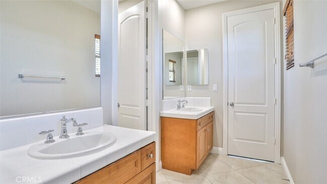 Building Photo - 8134 Sunset Rose Dr