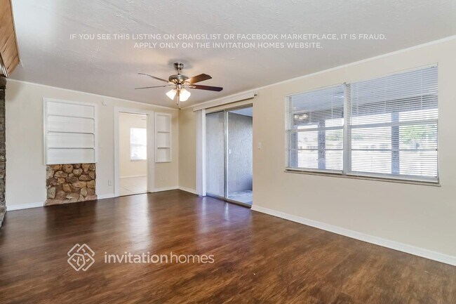 Building Photo - 2253 Hama Dr