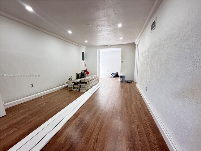 Building Photo - 3376 NW 49th St