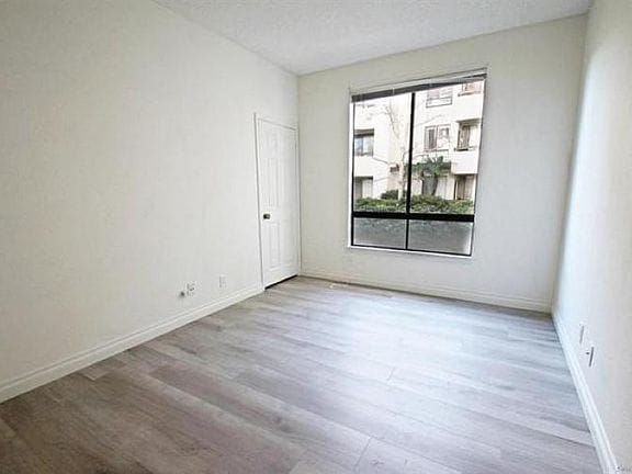 Building Photo - 5865 Friars Rd