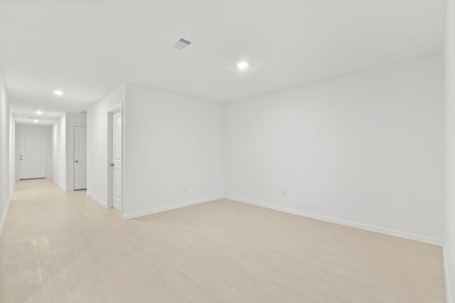 Building Photo - Stylish 4 Bedroom Home in Magnolia Ridge Community