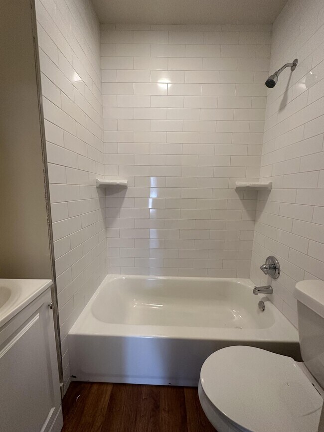 Building Photo - 5635 Avenue B