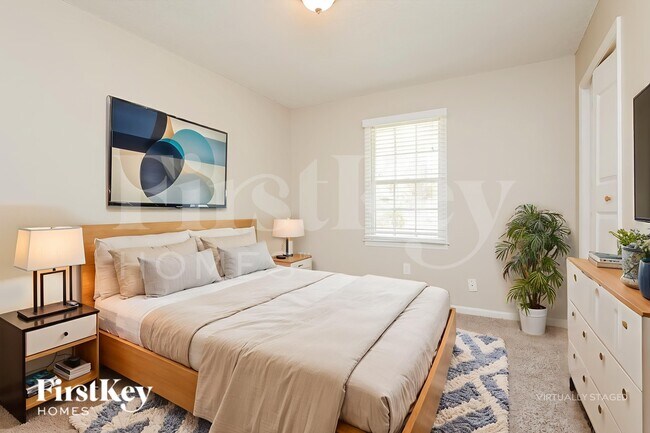 Building Photo - 303 Longstreet St