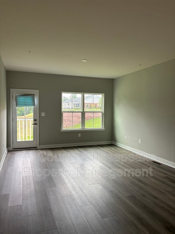 Building Photo - 3143 Strasbaugh Dr