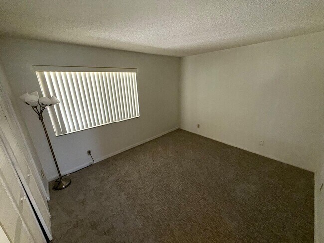 Building Photo - 2788 Tennis Club Dr