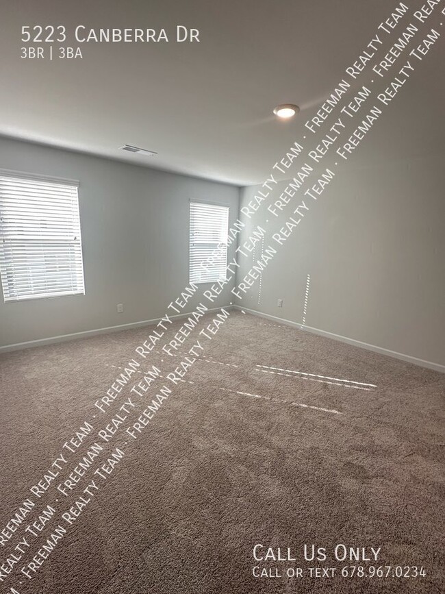 Building Photo - 5223 Canberra Drive
