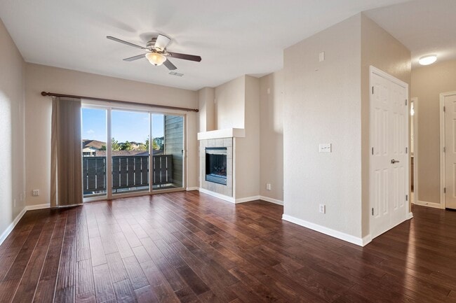 Building Photo - 9359 Las Ramblas Ct