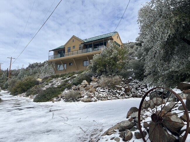 Building Photo - 36114 N Peak Way