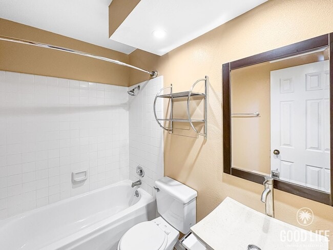 Building Photo - Modern 2-Story Split-Level Home with Commu...