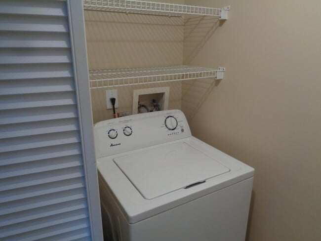 Building Photo - 3627 NW Adriatic Ln