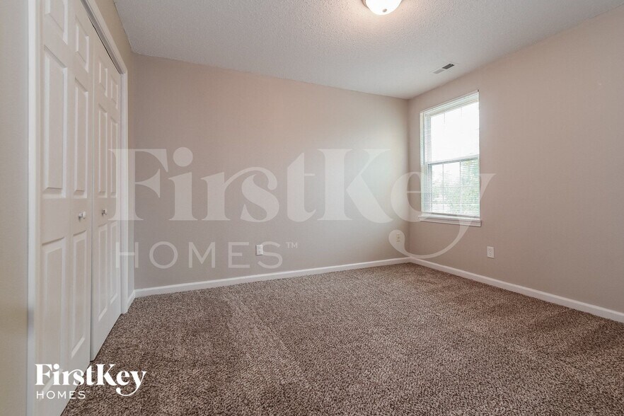 Building Photo - 9701 Jackson Way