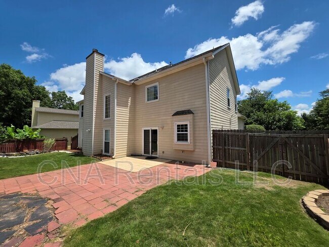 Building Photo - 1721 Paramore Pl NE