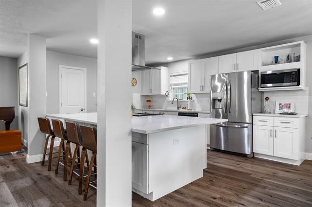 Building Photo - 3417 Shady Oaks Dr