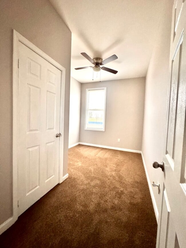 Building Photo - 3213 The Alameda