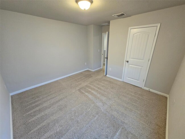 Building Photo - 13903 Macquarie Dr