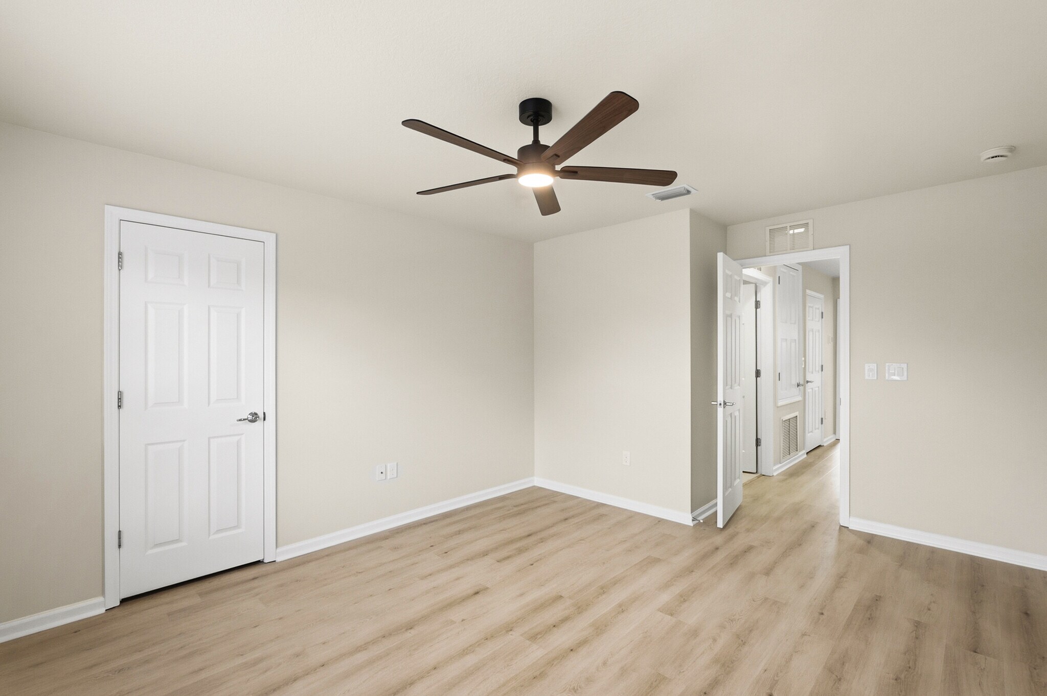 Building Photo - 6280 Autumn Berry Cir