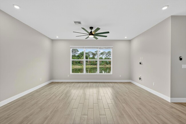 Building Photo - 3552 NW Solange Ct