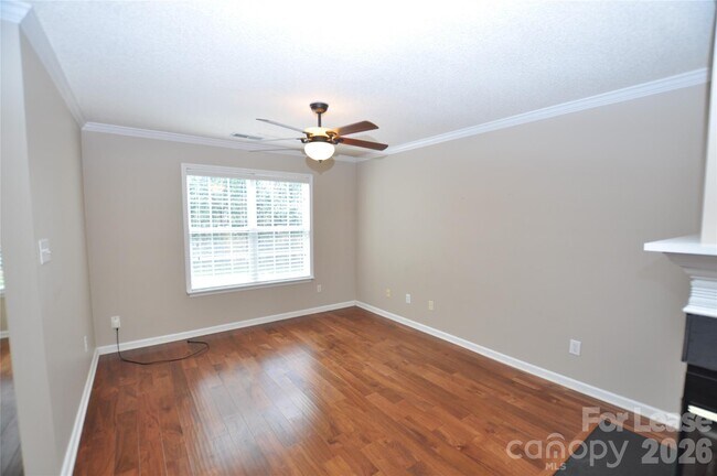 Building Photo - 8421 Southgate Commons Dr