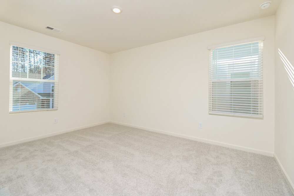 Building Photo - 7615 Saffron Ave