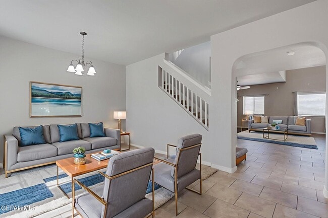 Building Photo - 363 Duskwood St