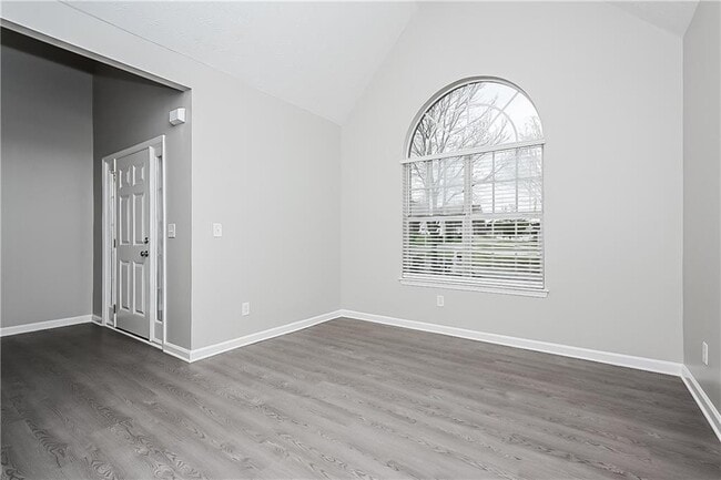 Building Photo - 801 Winsap Dr