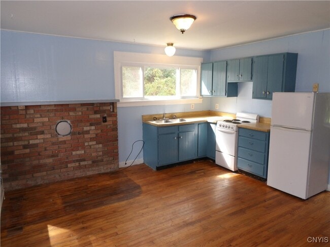 Building Photo - 41 Galatia St