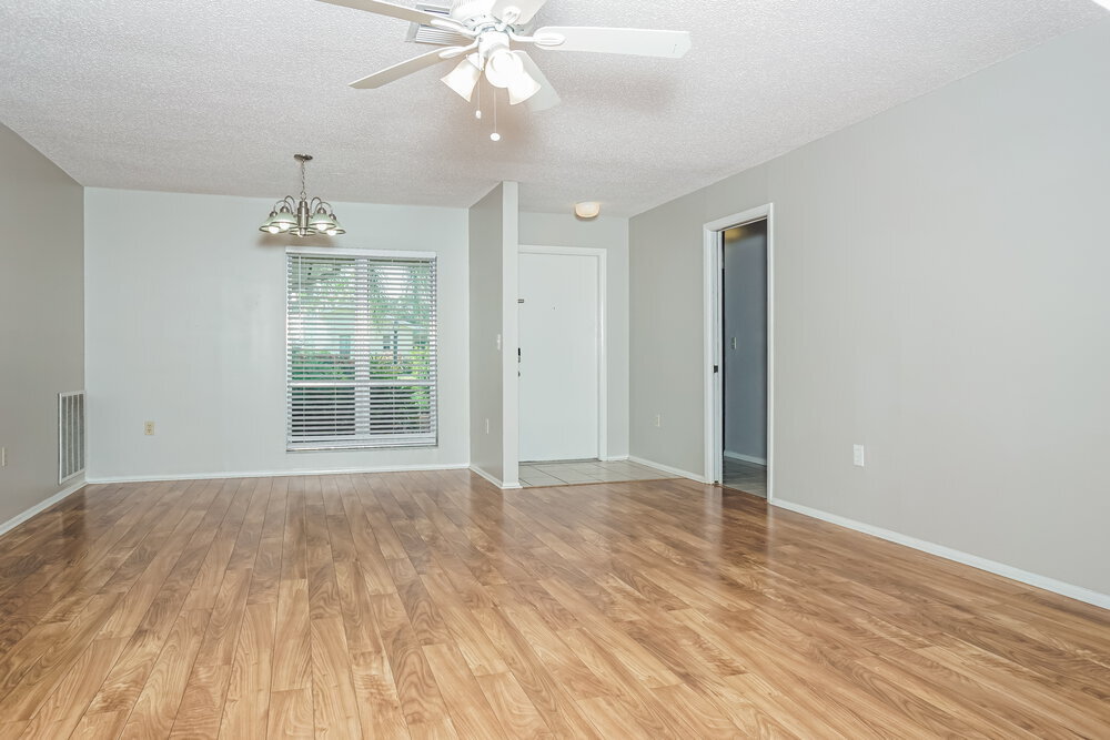 Building Photo - 3907 Lemonwood Dr
