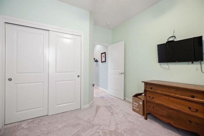 Building Photo - 103 Lake Sommerville Trail