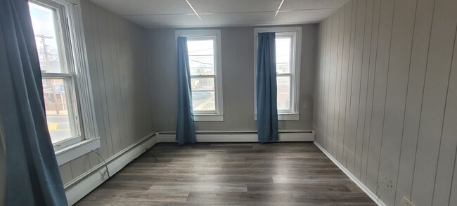 Building Photo - Elizabethtown 3 Bedroom 1.5 bathroom