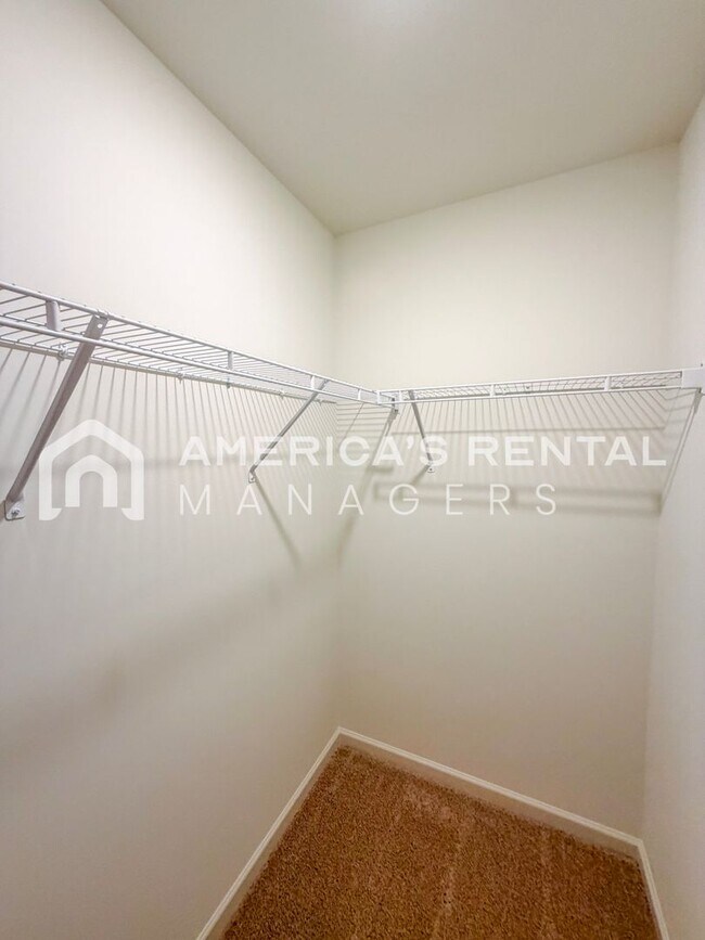 Building Photo - DEPOSIT PENDING! Sign a 13-month lease by 3/31/2026 to receive a $500 Gift Card! New Construction...