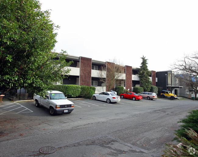 Primary Photo - Tara Apartments