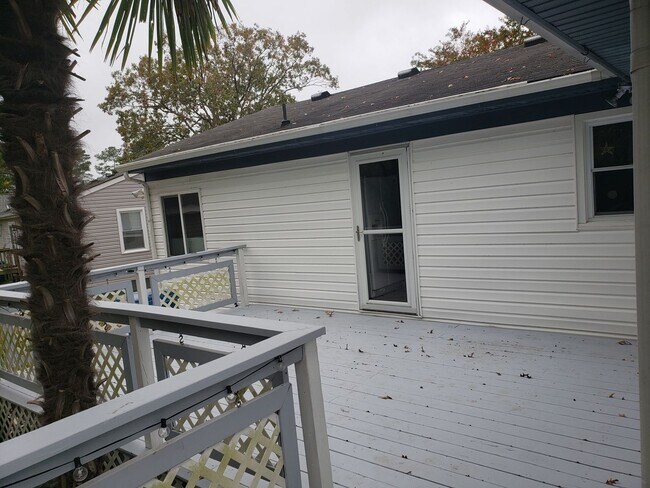 Building Photo - Bayville Park