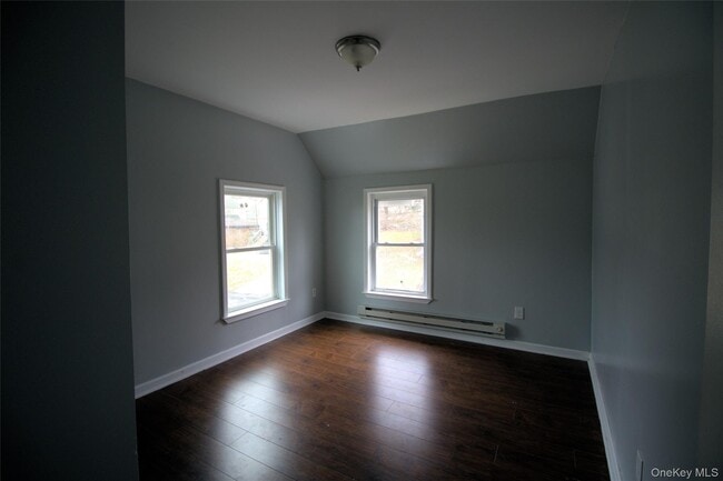 Building Photo - 9 Spring St