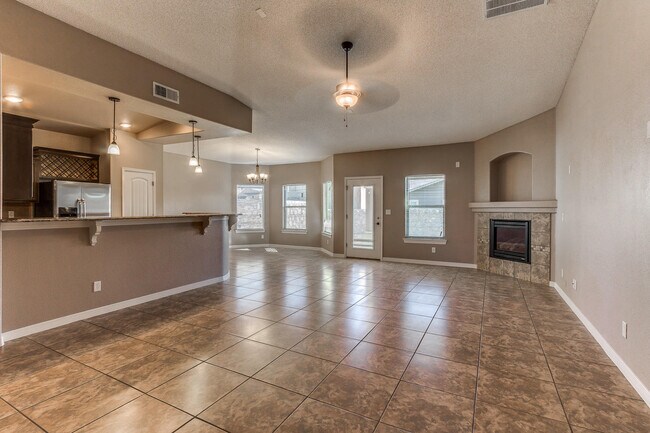 Building Photo - 5444 Pedro Lucero Dr