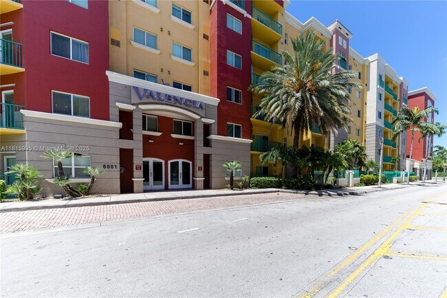 Building Photo - 6001 SW 70th St