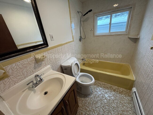 Building Photo - 75 Preston St