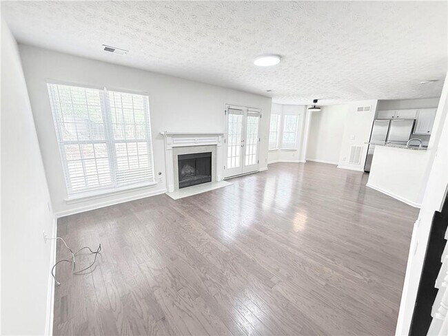 Building Photo - 4030 Brushy Creek Way