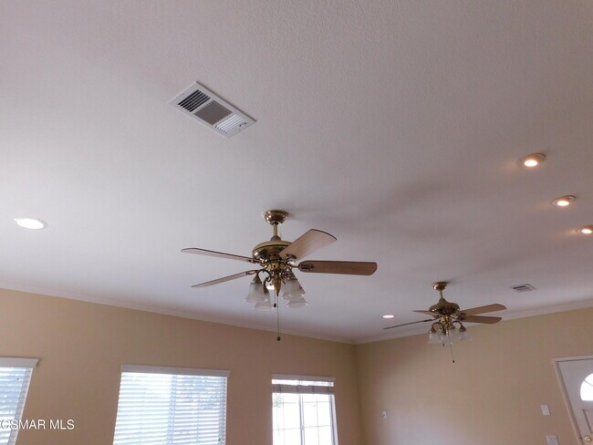 Building Photo - 559 Stoney Peak Ct