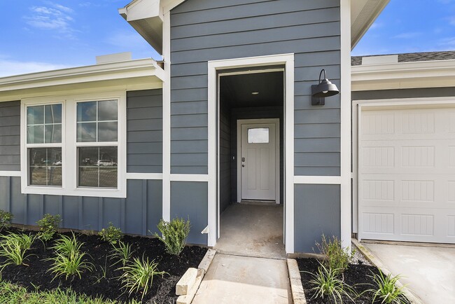 Building Photo - 3203 Langley Bnd Ln