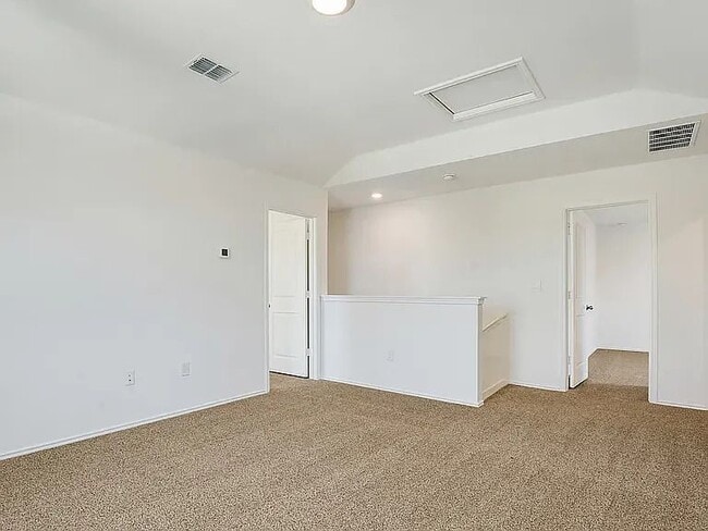 Building Photo - 12314 Silversmith Ln