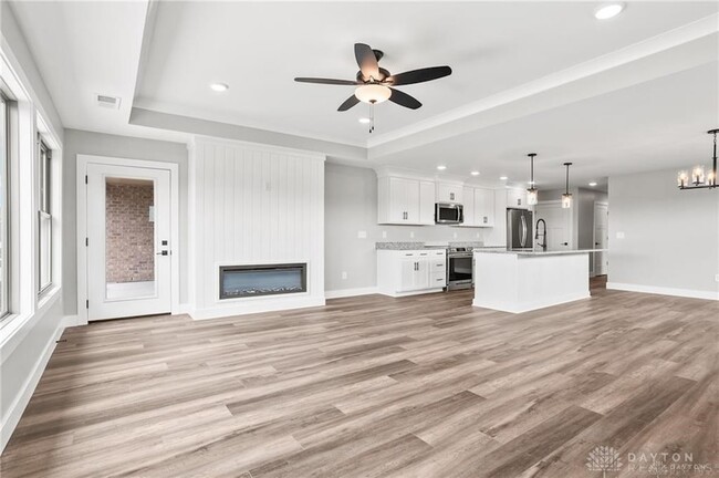 Building Photo - 1160 Waterloo St