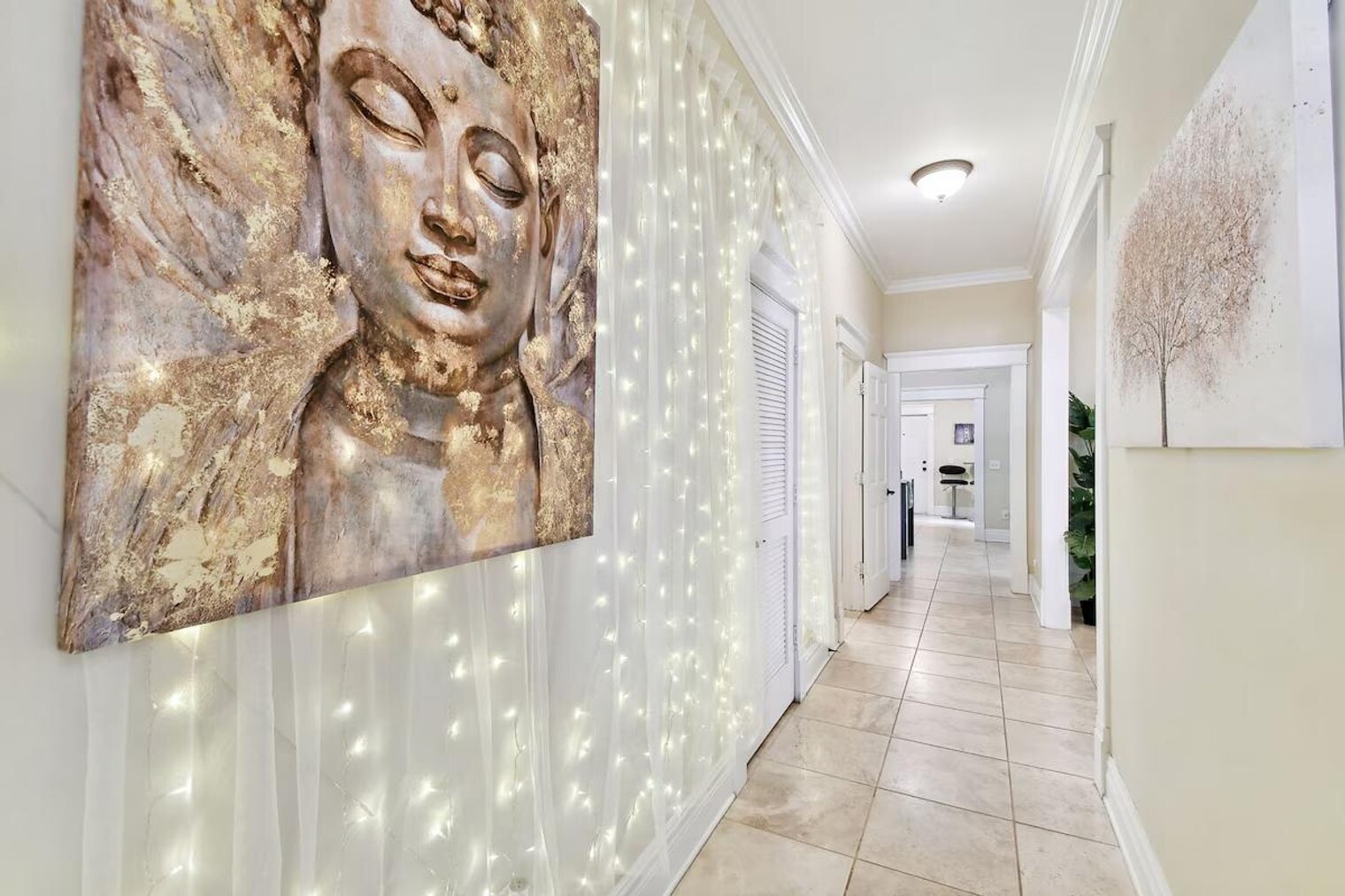 Building Photo - 607 S Orleans Ave