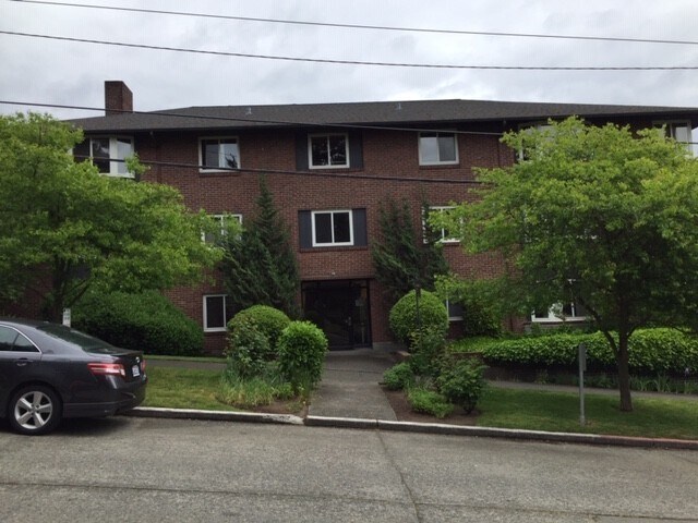 Interior Photo - Lakecrest Apartments