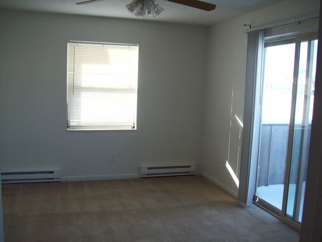 Building Photo - Dillon Vista Apartments