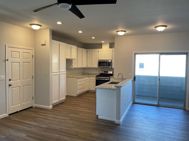 Kitchen (from living room) - 419 8th St