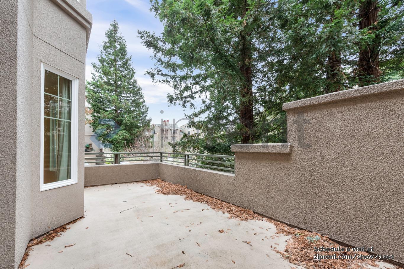 Building Photo - 180 Caldecott Ln