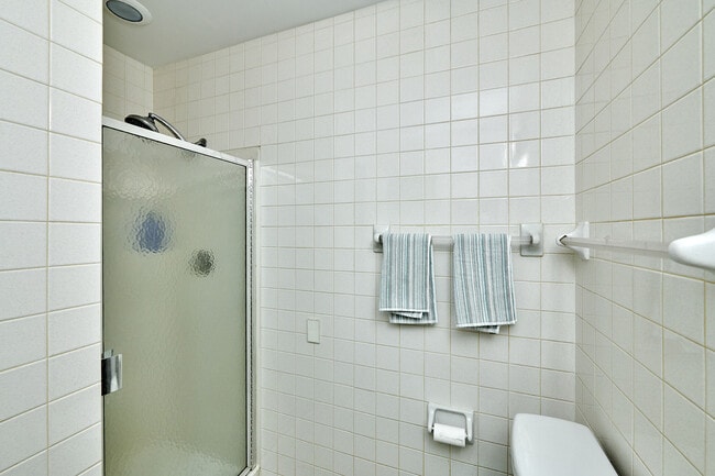 Building Photo - 1066 Florimond Dr