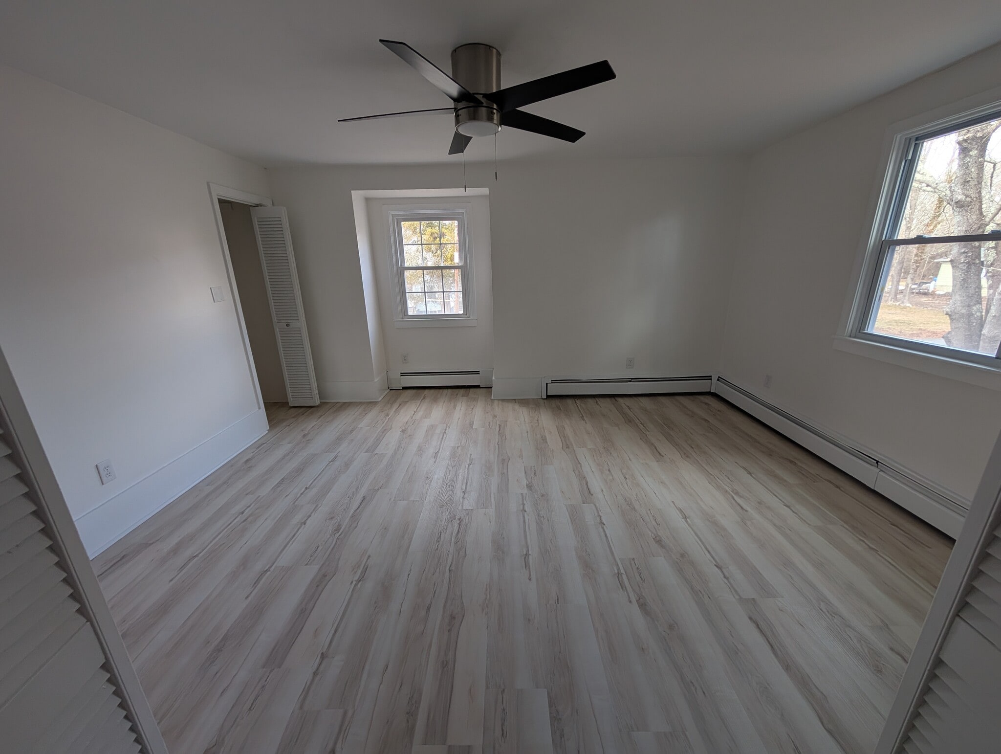 Building Photo - 246 Bonin St