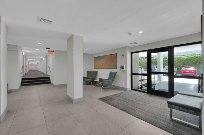 Building Photo - 1160 N Federal Hwy